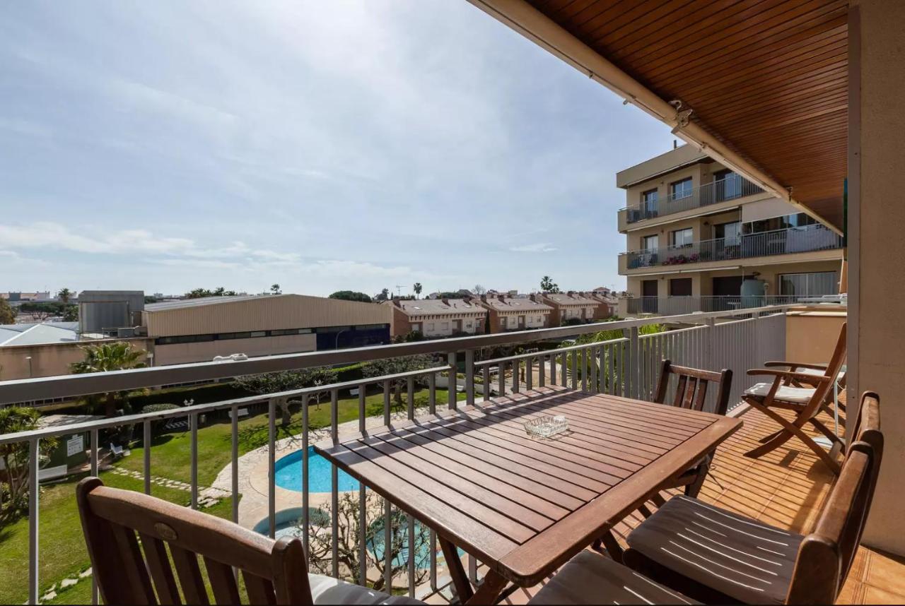 Apartamento Muralla Vilassar De Mar Bagian luar foto