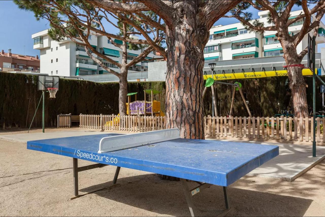 Apartamento Muralla Vilassar De Mar Bagian luar foto