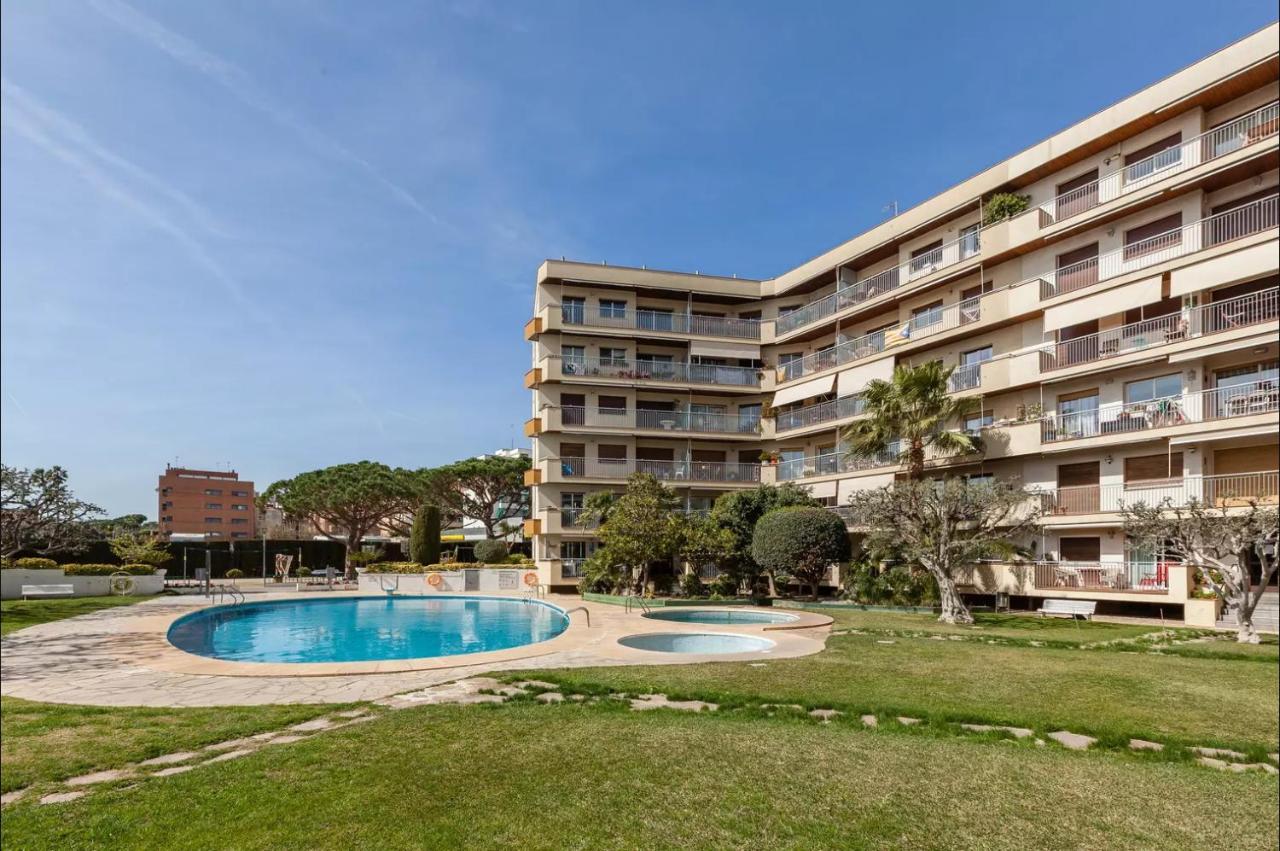 Apartamento Muralla Vilassar De Mar Bagian luar foto
